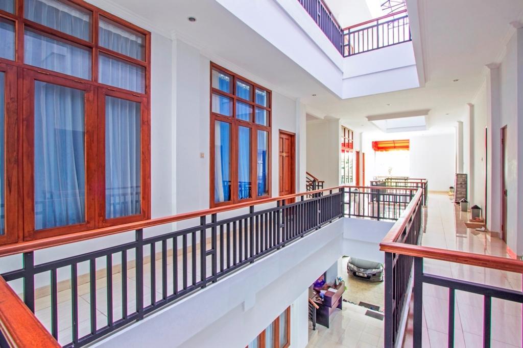 Hotel Reddoorz @ Plemburan Sleman  Zewnętrze zdjęcie