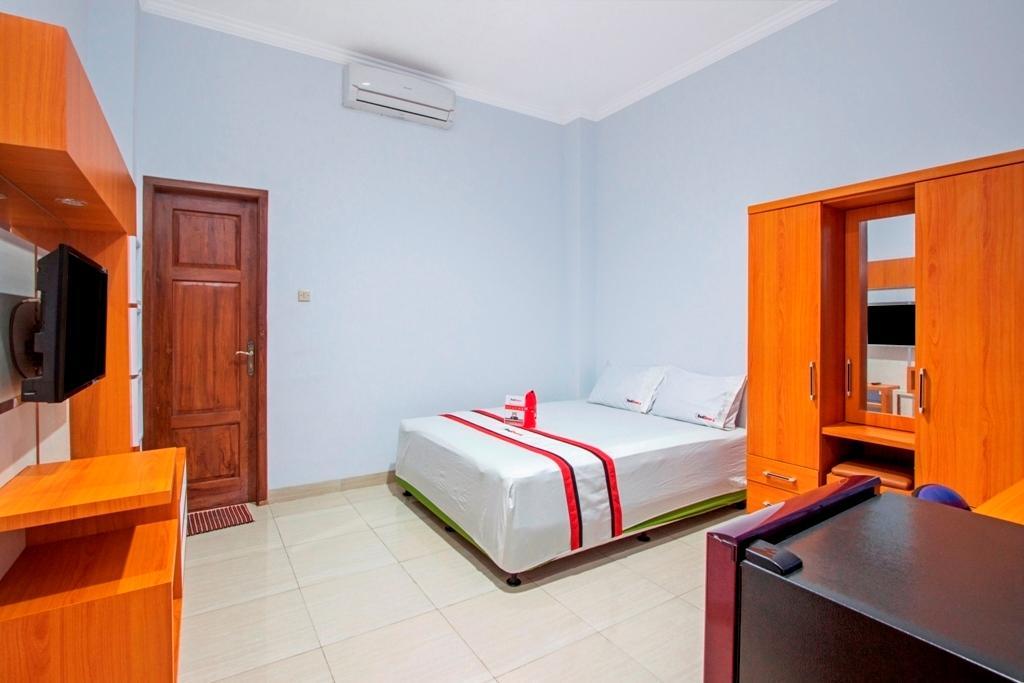 Hotel Reddoorz @ Plemburan Sleman  Zewnętrze zdjęcie